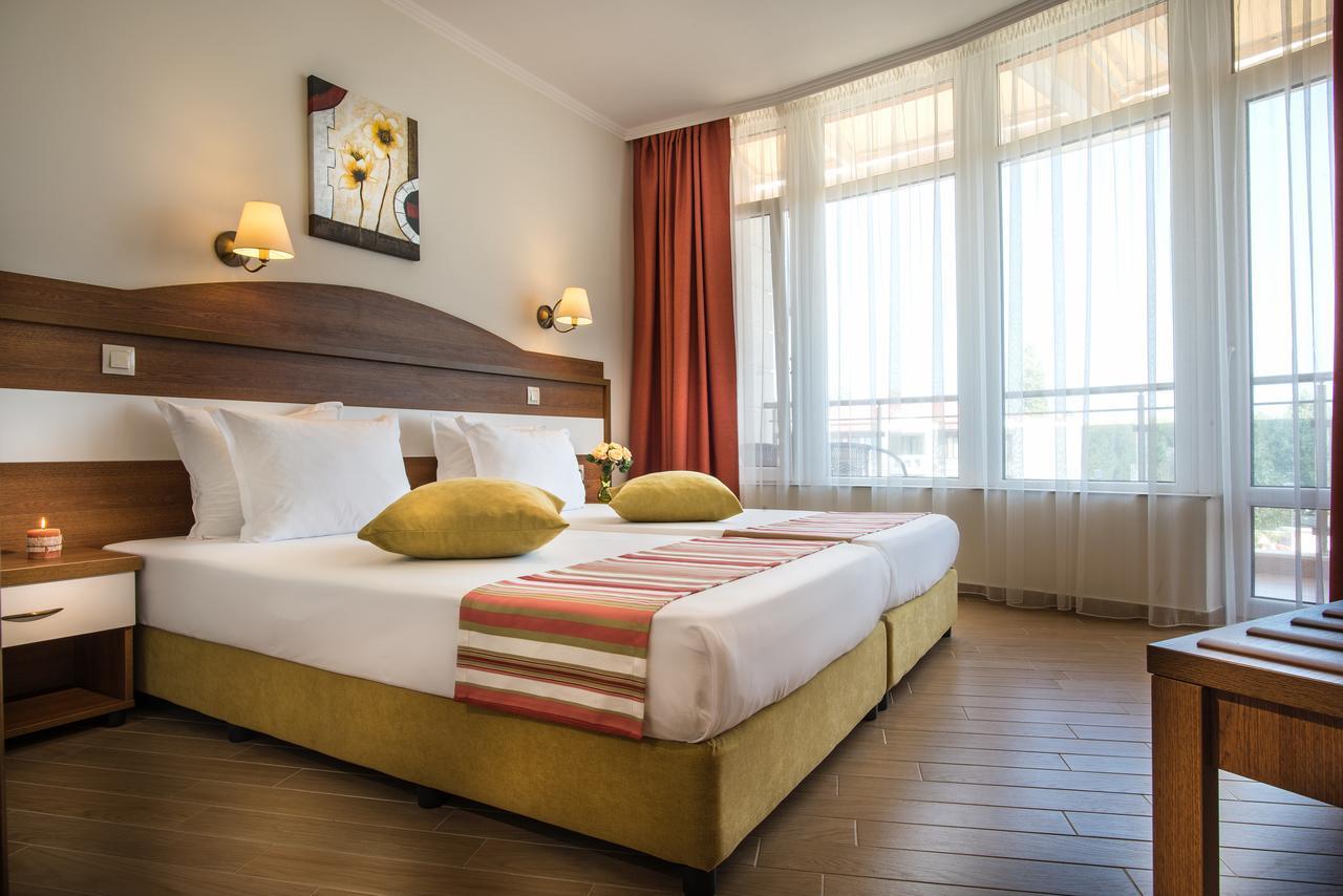 Hotel Miramar - Half Board Sozopol Buitenkant foto